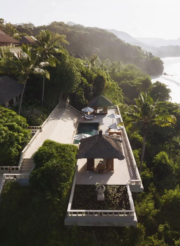 Amankila Resort Bali Villa Mewah Eksklusif Infinity Pool Ikonik & View Laut